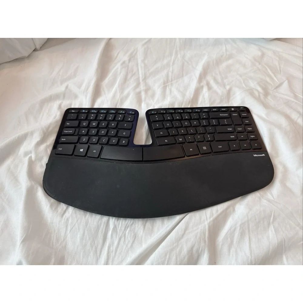 *NO DONGLE* Microsoft Sculpt Ergonomic Wireless Split Keyboard